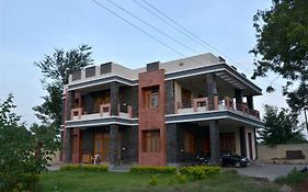 The Royale Country Retreat